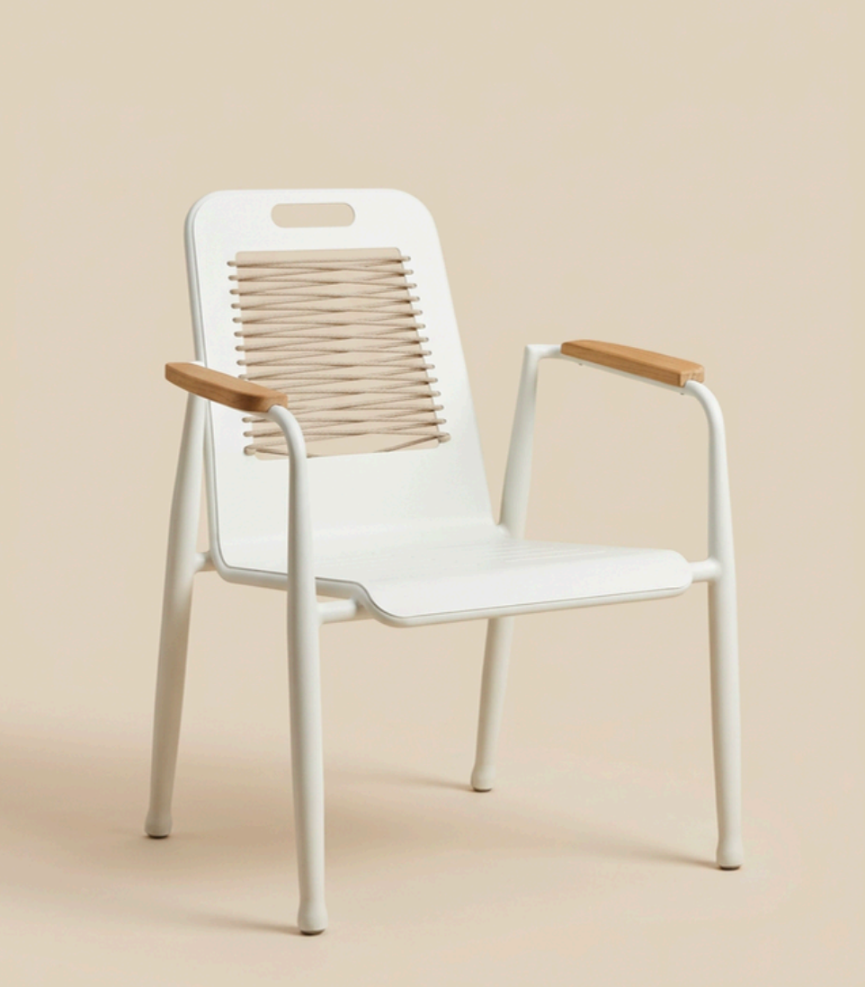 Phegda-Chair
